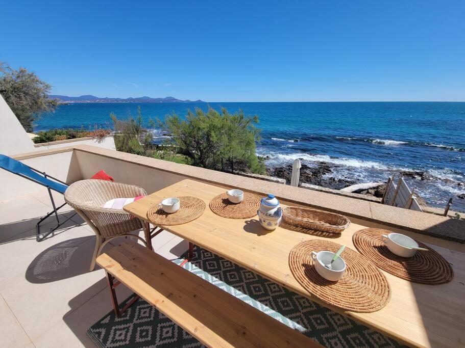 Le Cabanon, Pieds Dans L'eau, Vue Exceptionnelle Vakantiehuis